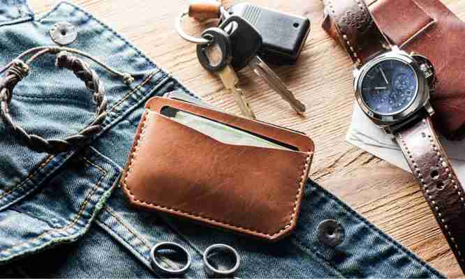 Different Types of Fashion Accessories for Men & Women