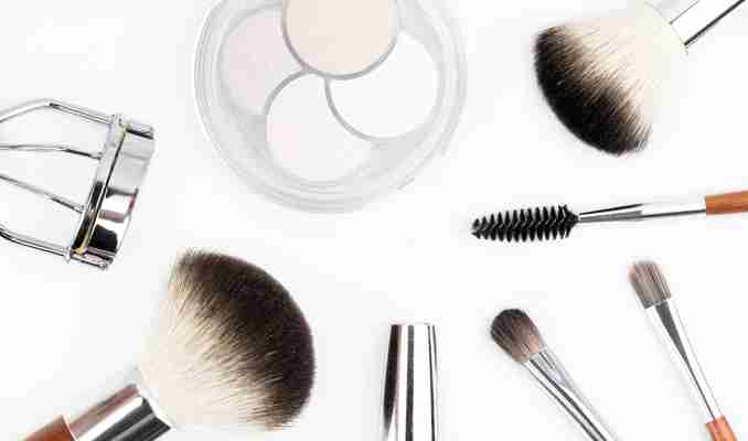 What are the latest technologies redefining the beauty and cosmetics industry?